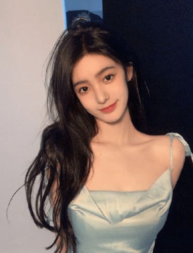 从乖儿子到强奸犯 吴亦凡和妈妈怎么走到今天?