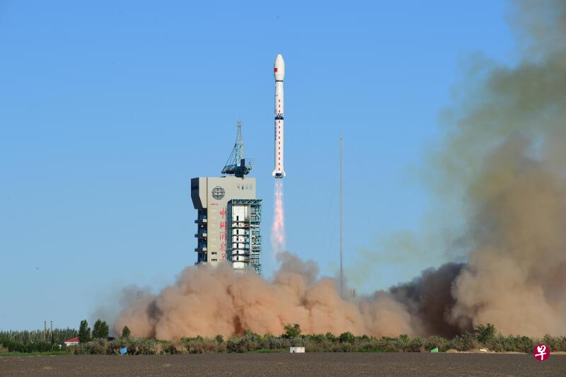 中國今早(5日)在酒泉衛星發射中心用長征四號丙運載火箭成功將風雲三