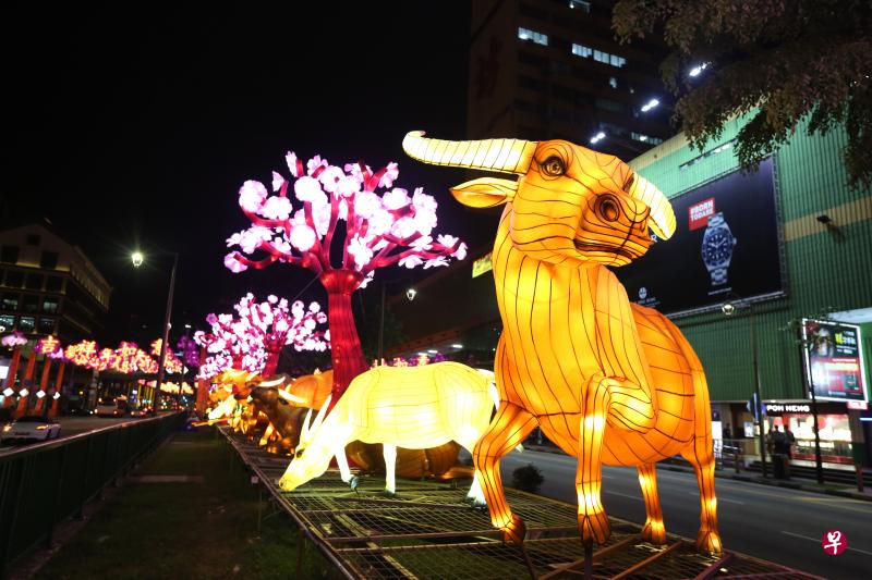 交流站:赞赏牛车水牛年灯饰